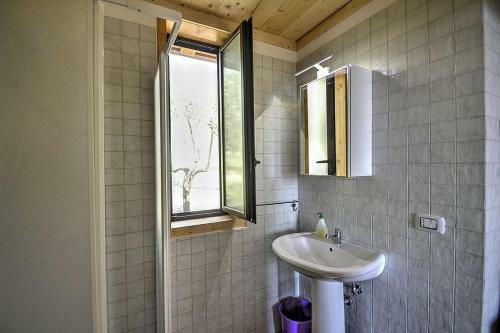 San Carlo Villa Sleeps 6 Wifi