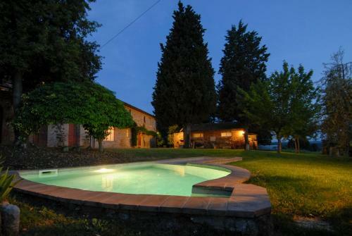 Casaltondo Villa Sleeps 10 With Pool