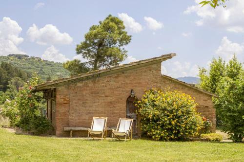 Casaltondo Villa Sleeps 10 With Pool