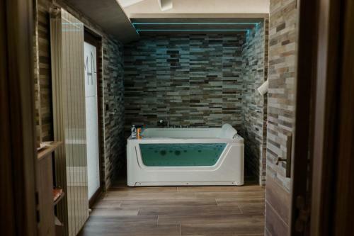 Hostal Miryam House
