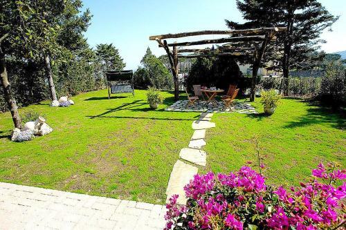 Amore Rentals - Cottage Isaura C