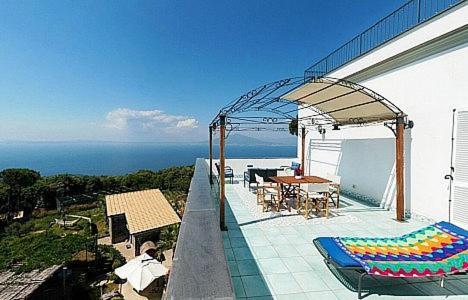 Sant'agata Sui Due Golfi Villa Sleeps 30 Pool Wifi
