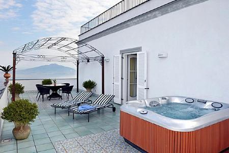 Sant'agata Sui Due Golfi Villa Sleeps 30 Pool Wifi