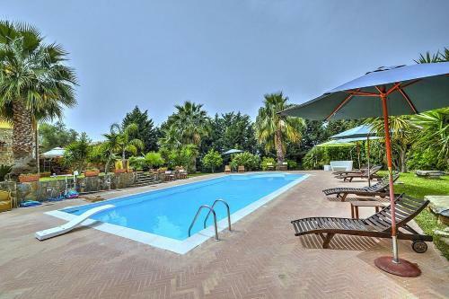 Santa Maria Villa Sleeps 4 Pool Air Con Wifi