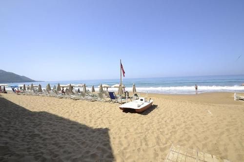 Santa Maria Villa Sleeps 6 Air Con Wifi