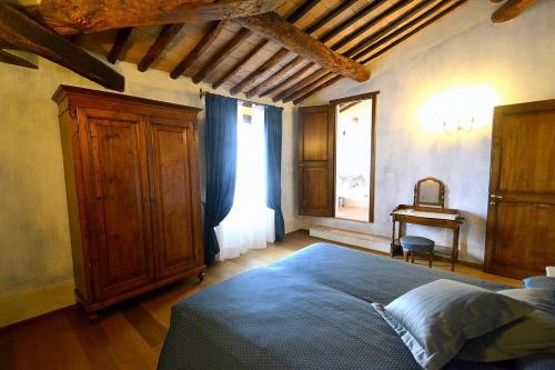 Ellerone Villa Sleeps 24 Pool Air Con Wifi