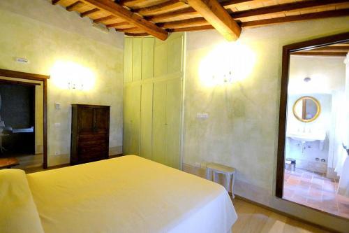 Ellerone Villa Sleeps 24 Pool Air Con Wifi