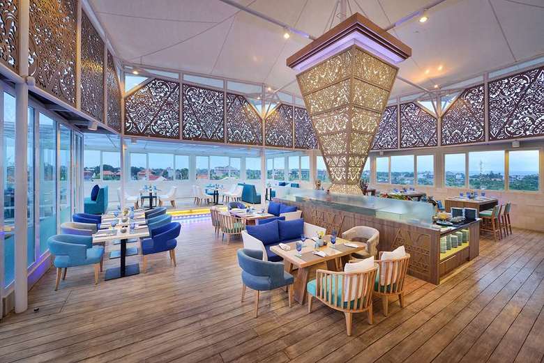 Hotel Golden Tulip Devins Seminyak