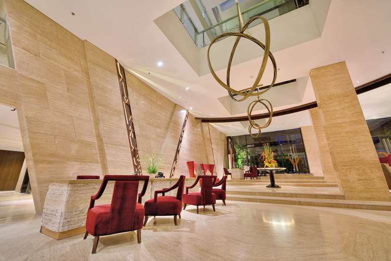 Hotel Golden Tulip Devins Seminyak