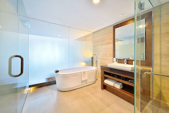 Hotel Golden Tulip Devins Seminyak