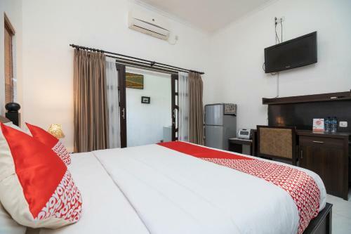 Hostal Vaccinated Staff - Oyo 2417 Panen House