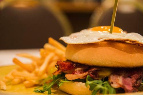 Hotel H�tel Flj�tshl�d