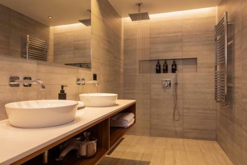 Ion Luxury Adventure Hotel