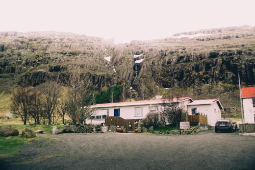 Hostal Guesthouse Sk�lafell
