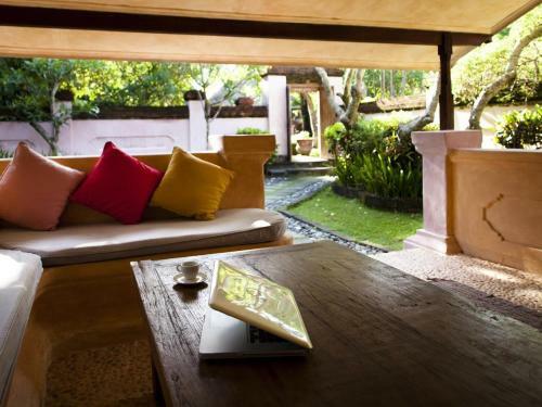 Hotel La Taverna Resort And Villas