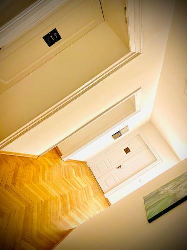Hostal Crops City Stay