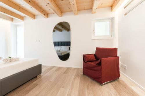 Luxury & Charming Piazzetta San Giorgio Apartments