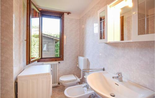 Nice Home In Isola Albarella W/ 3 Bedrooms