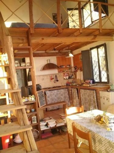 Captivating 1-bed House