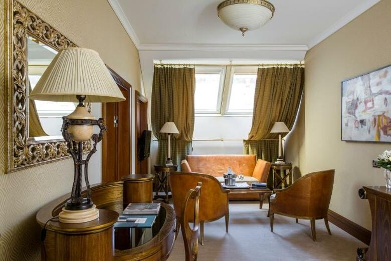 Hotel NH Collection Carlo IV