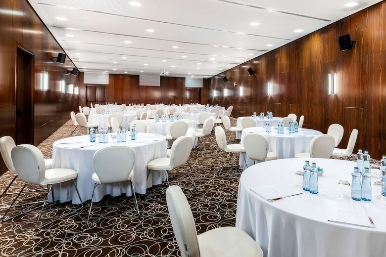 Hotel NH Collection Carlo IV