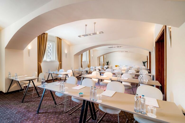Hotel NH Collection Carlo IV