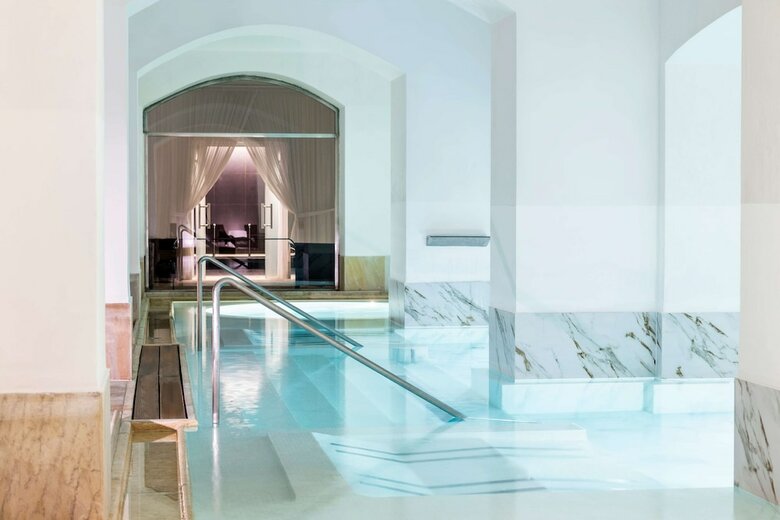 Hotel NH Collection Carlo IV