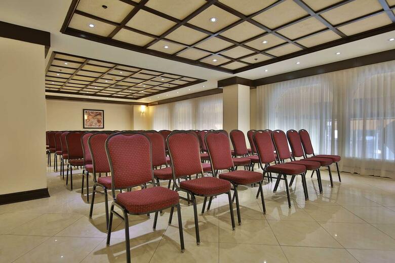Best Western Montreal Downtown- Hotel Europa