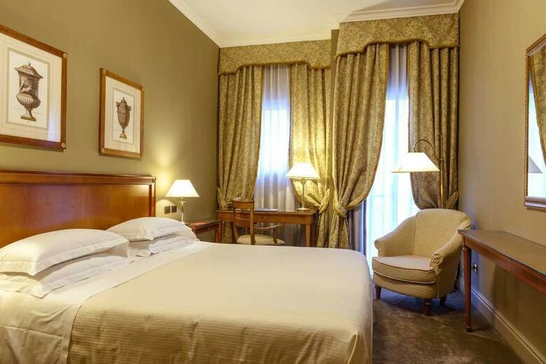 Palace Hotel