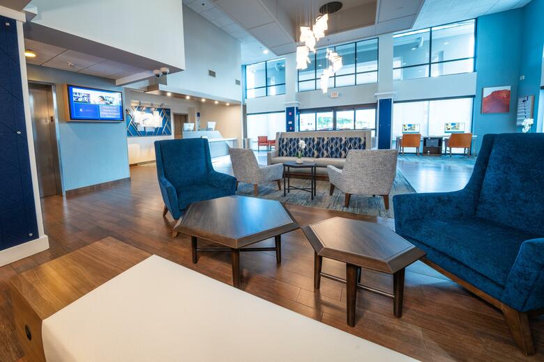 Holiday Inn Express Hotel & Suites Oldsmar