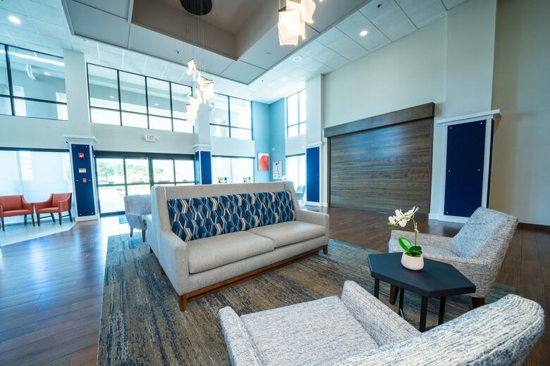 Holiday Inn Express Hotel & Suites Oldsmar