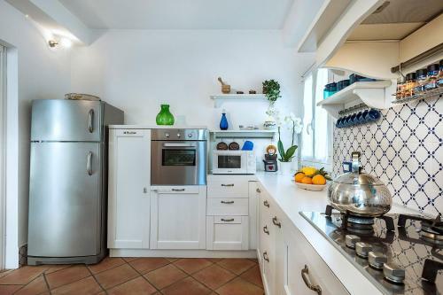 Lido Signorino Apartment Sleeps 5 Pool Air Con