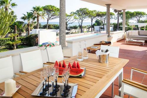 Marina Di Modica Villa Sleeps 18 Pool Air Con Wifi