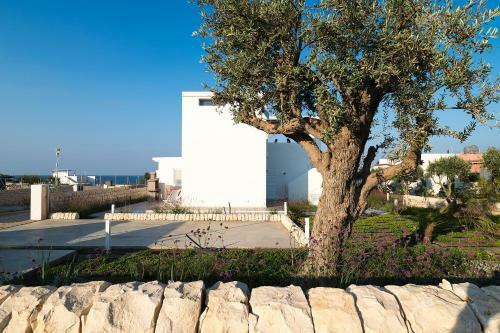 Reitani Villa Sleeps 6 Pool Air Con Wifi T782824