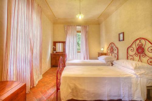 Lucolena In Chianti Villa Sleeps 9 Pool Wifi