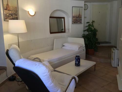 Near Ifo Roma Sweet Home Studio Apartment