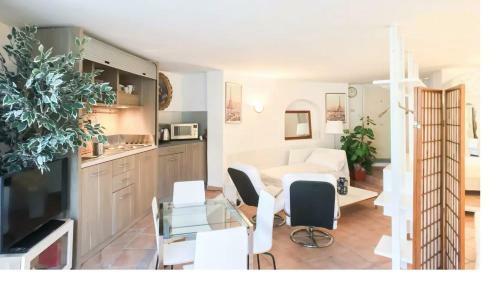 Near Ifo Roma Sweet Home Studio Apartment