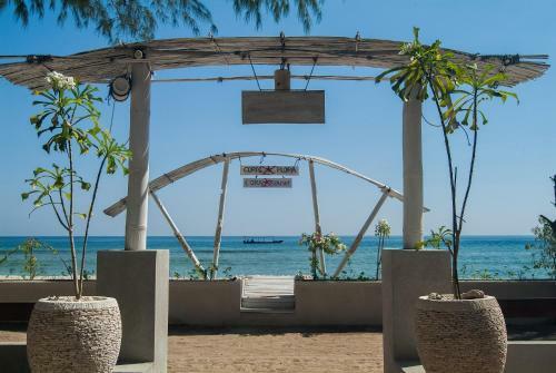 Coral Flora Villa Beach Front