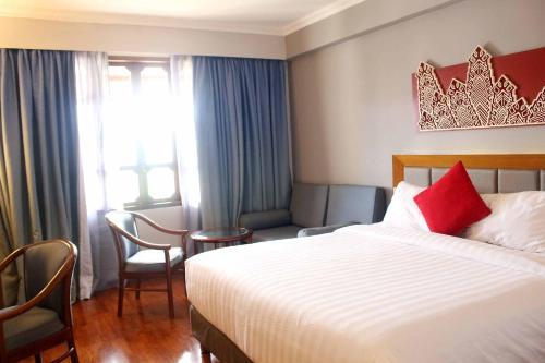 The Hills Bukittinggi Hotel & Convention