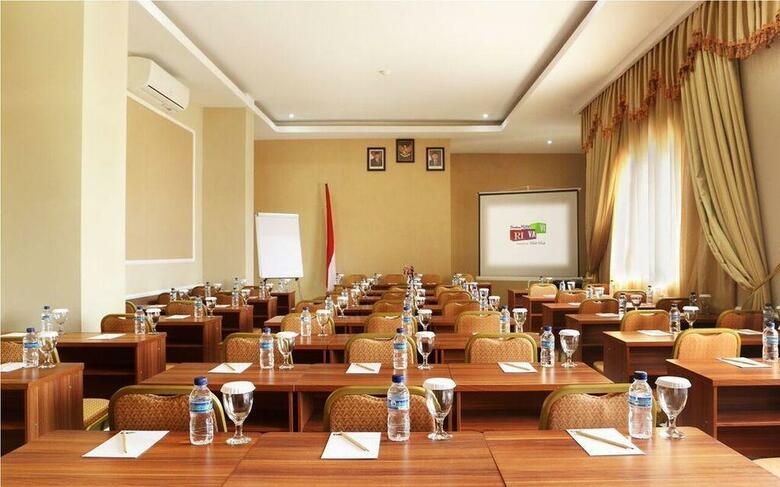 Rivavi Fashion Hotel