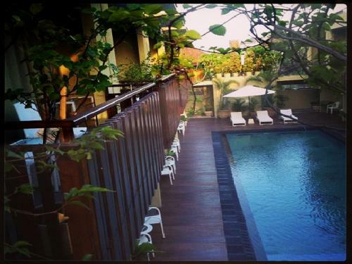 Hotel Devata Suites And Residence