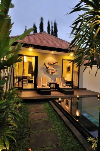 Hotel White Rose Kuta Resort, Villas & Spa