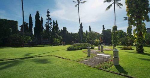 Hotel White Rose Kuta Resort, Villas & Spa