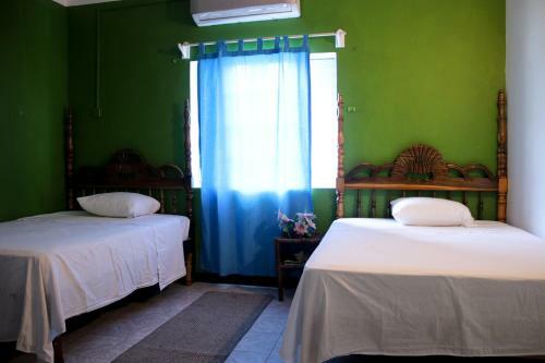 Burbon Beach Hotel-negril
