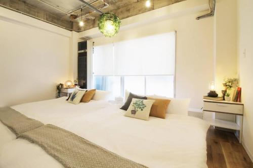 Apartamento 202 : Bright Modern Apt Close To Peace Park 6ppl
