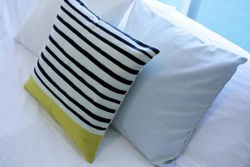 Apartamento River Side 5 Mins Walk To The Dome #801
