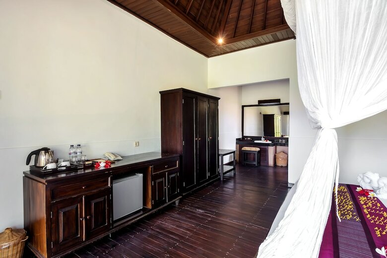 Hotel Adi Assri Beach Resorts And Spa