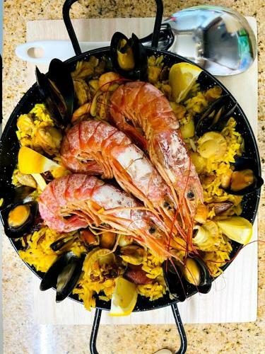 Hostal Okiya Guest House & Tapas Bar
