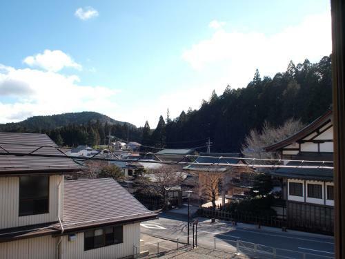 Hostal Guest House Hachi Hachi