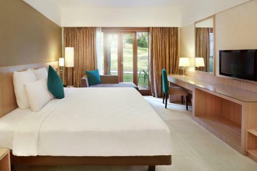 Novotel Surabaya Hotel